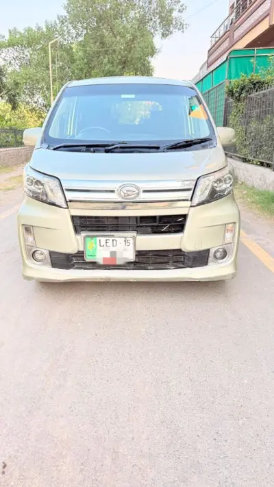 2013 Daihatsu Move for sale in Lahore